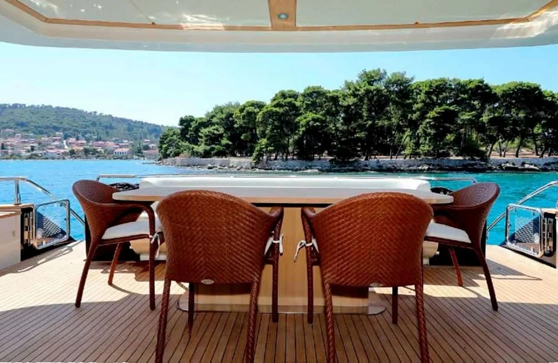 An image of 888 yacht