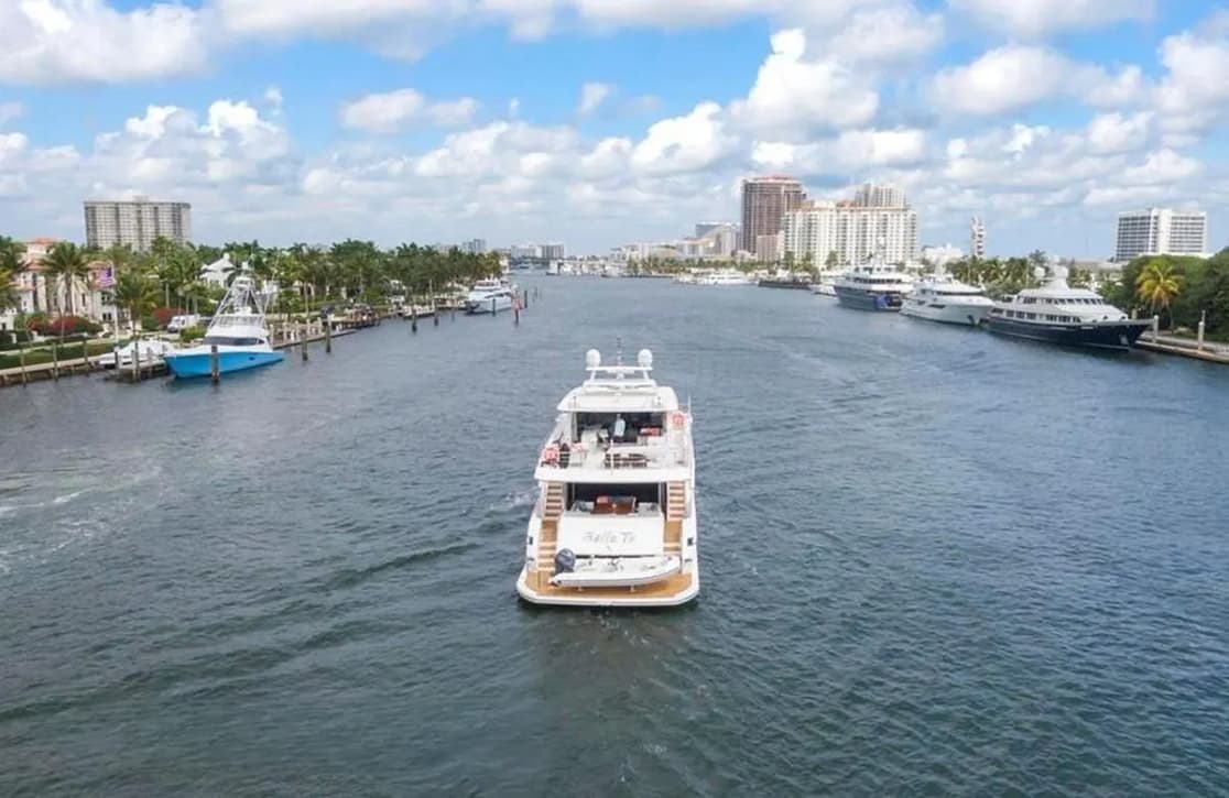 An image of Bella Tu yacht