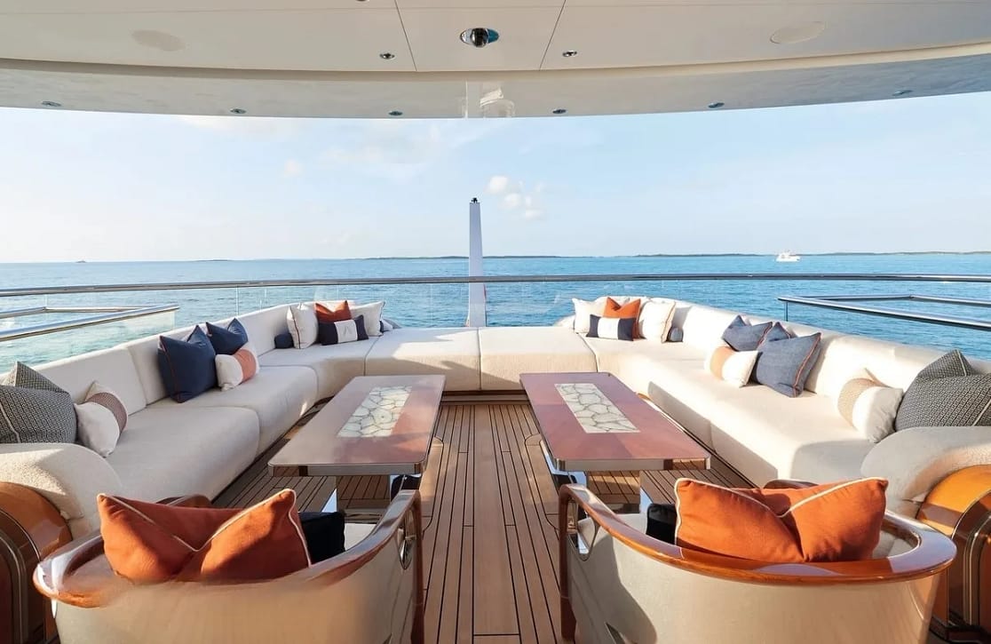 An image of Arrow yacht