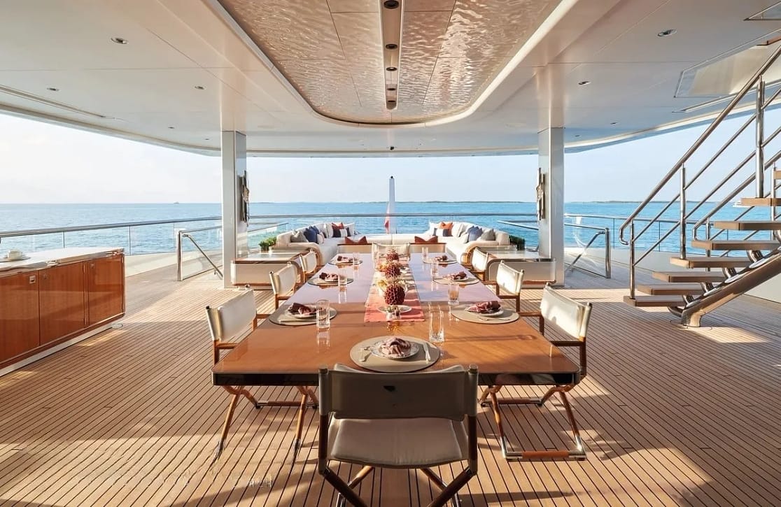 An image of Arrow yacht