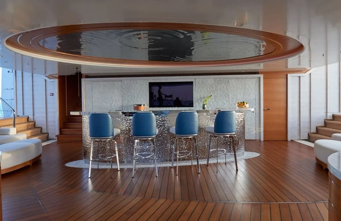 An image of Arrow yacht