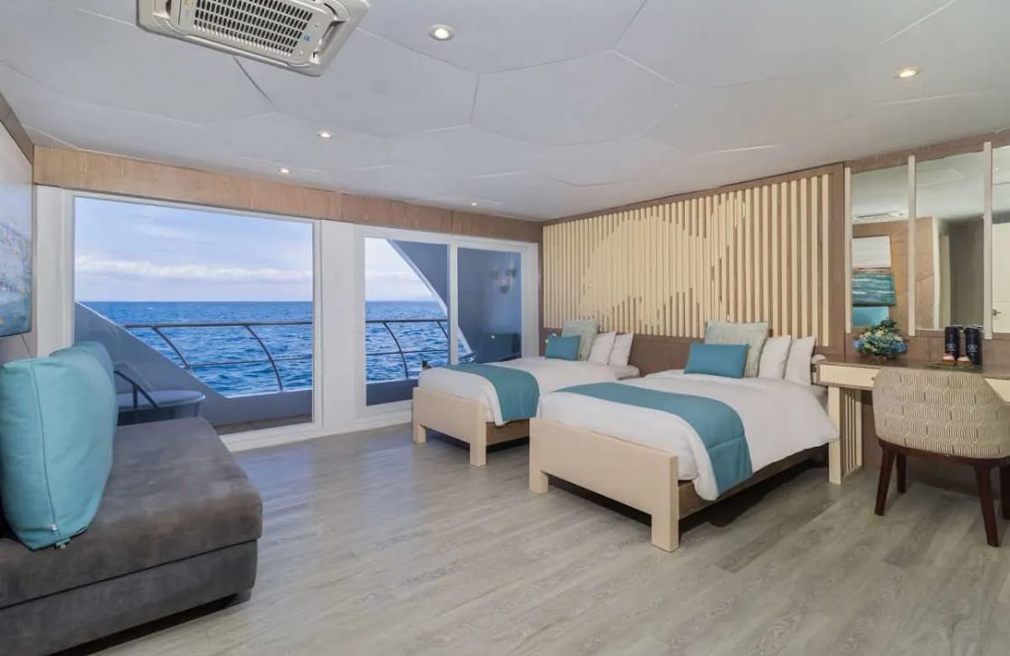 An image of Elite yacht