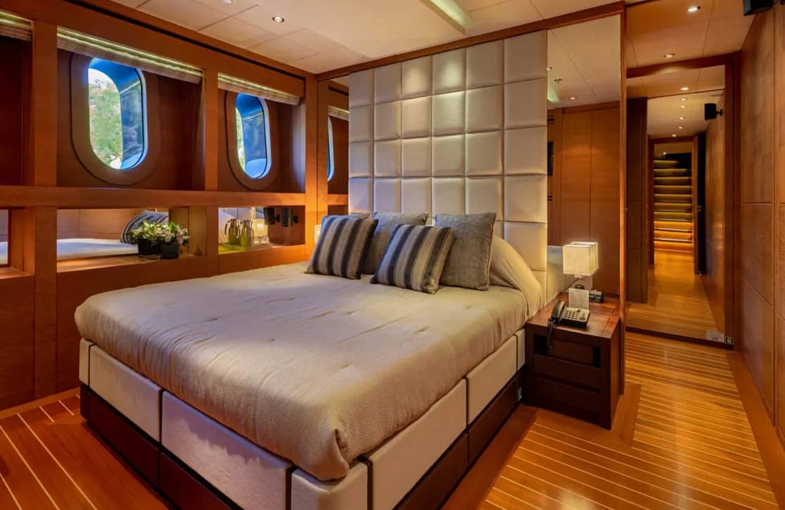 An image of Zaliv III yacht