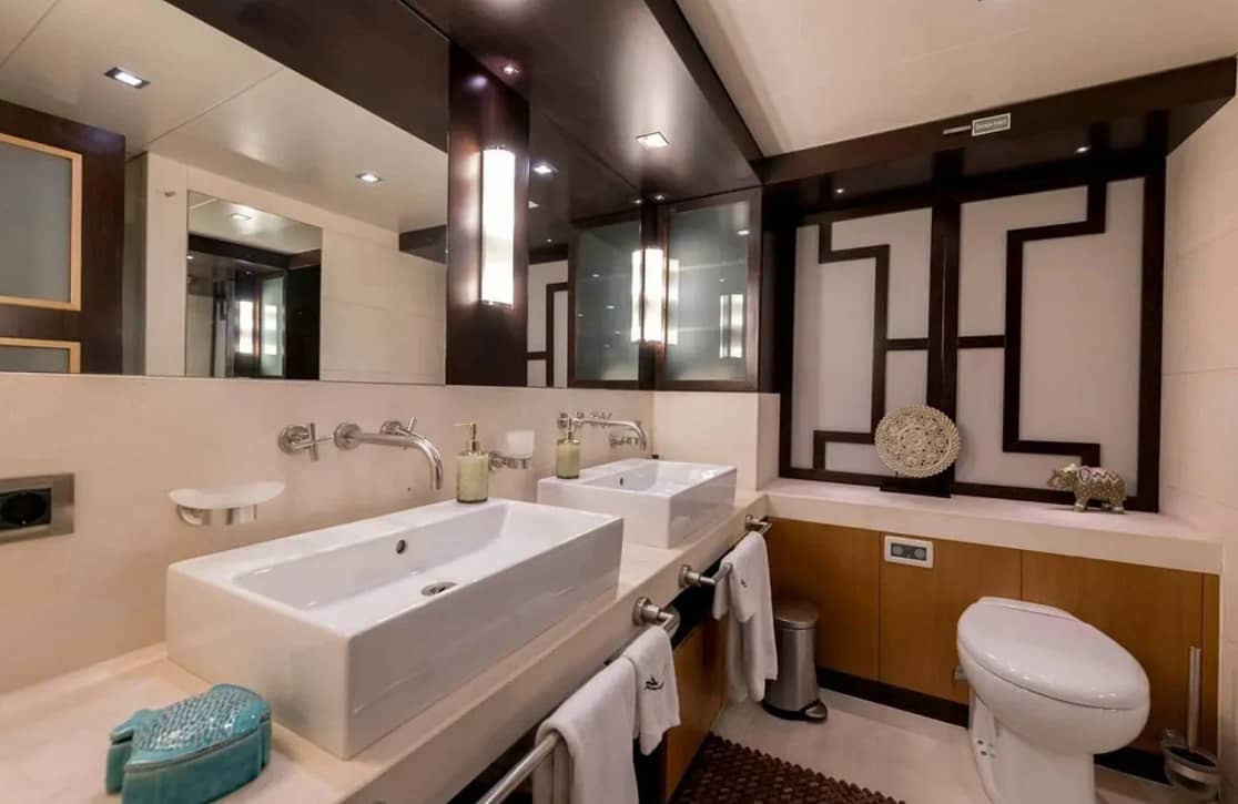 An image of Serenity II yacht