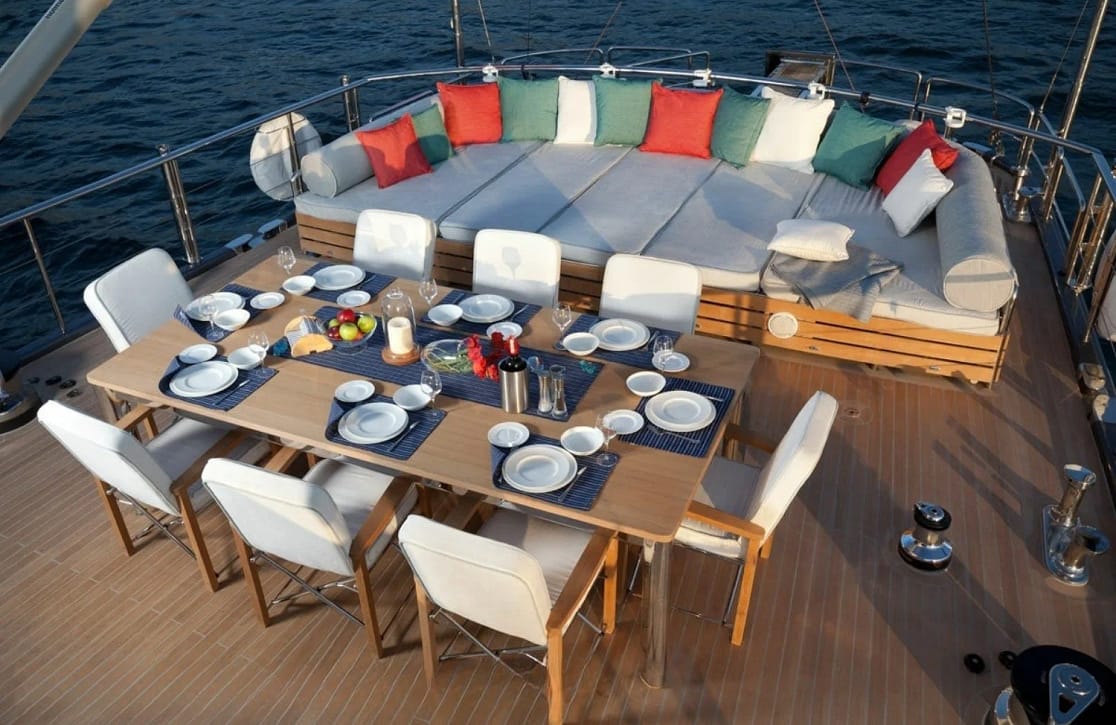An image of Merlin yacht