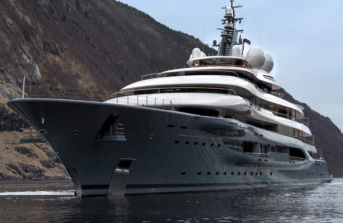 An image of Flying Fox yacht