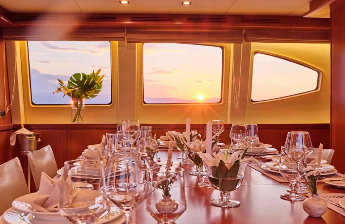 An image of Helios yacht