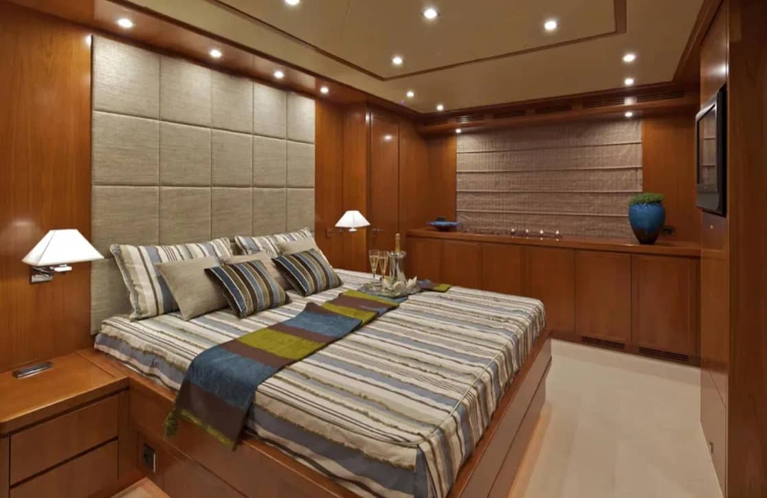 An image of Helios yacht