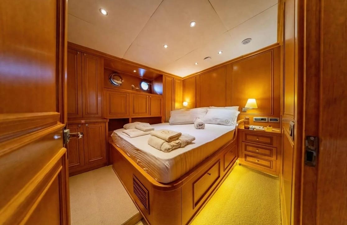 An image of Babylon yacht