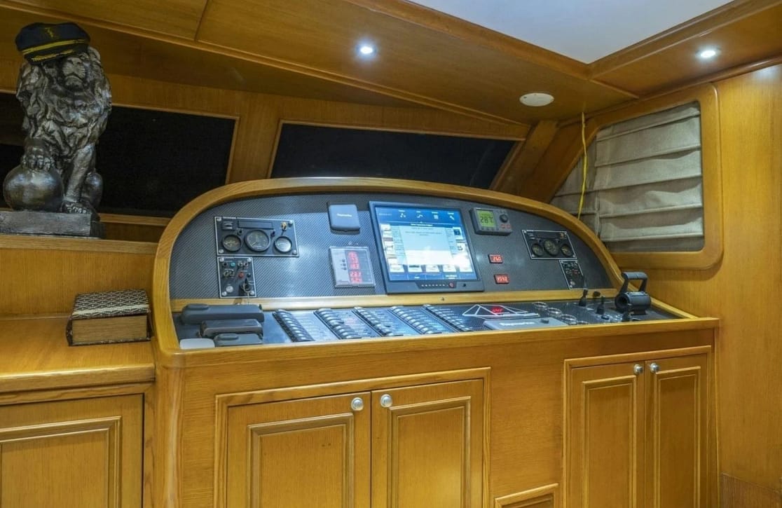 An image of Babylon yacht