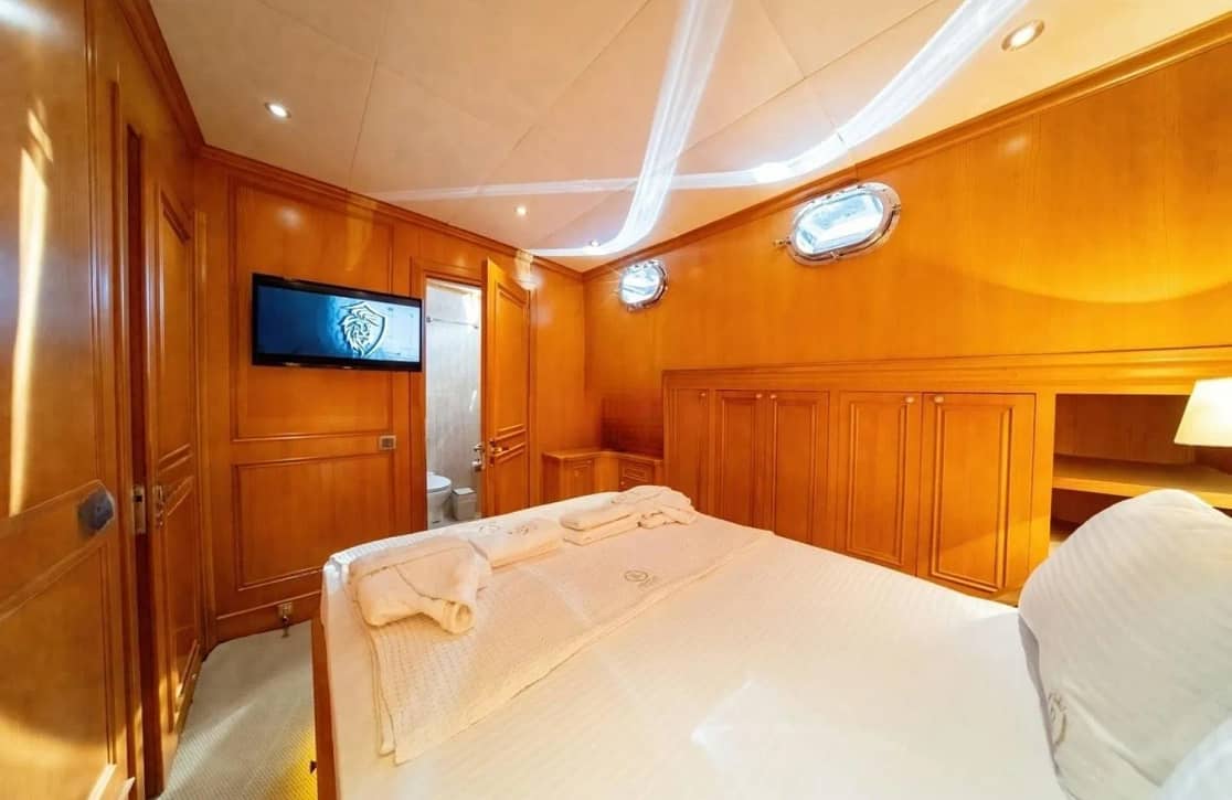 An image of Babylon yacht