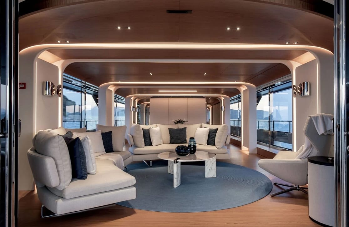 An image of Legend yacht