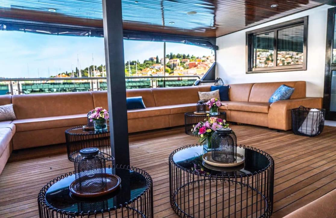 An image of Aretha yacht