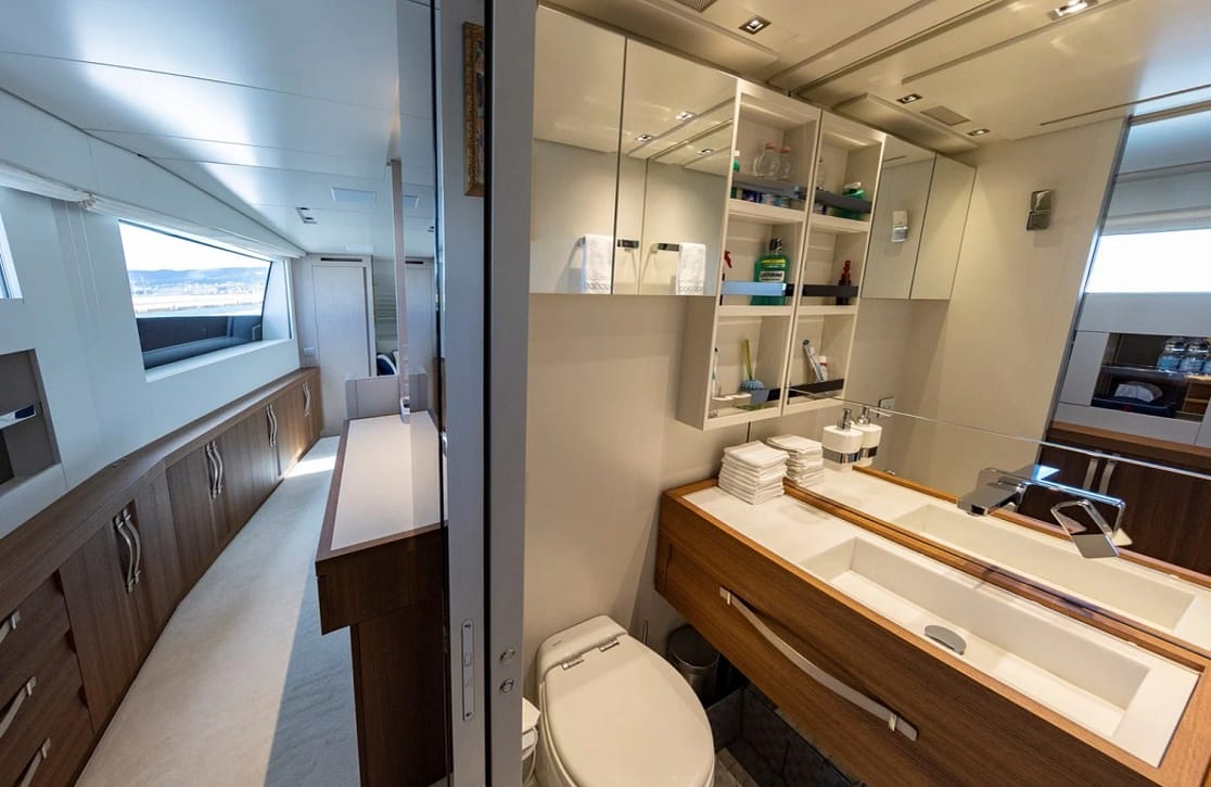 An image of Vittoria yacht