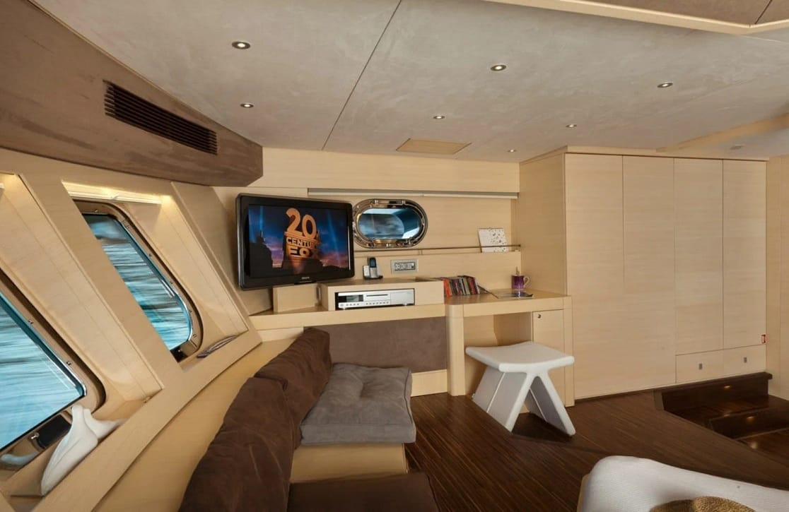 An image of Merlin yacht