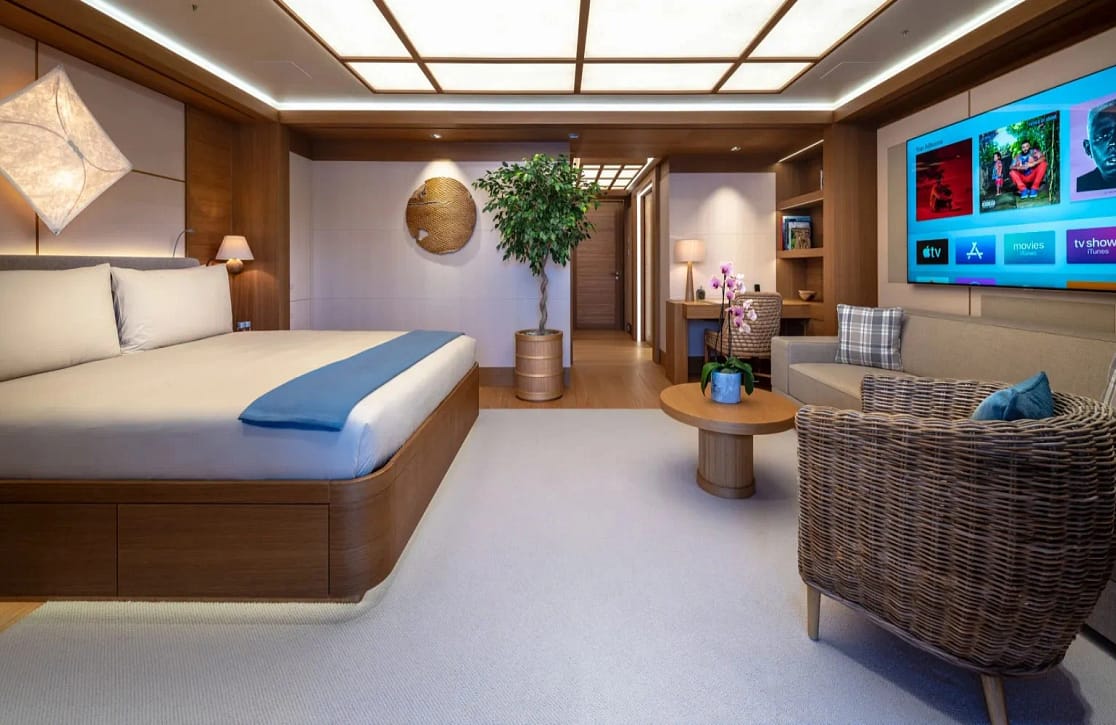 An image of Flying Fox yacht