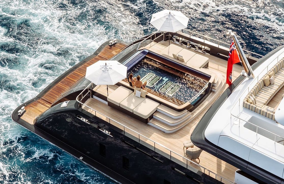 An image of Loon yacht