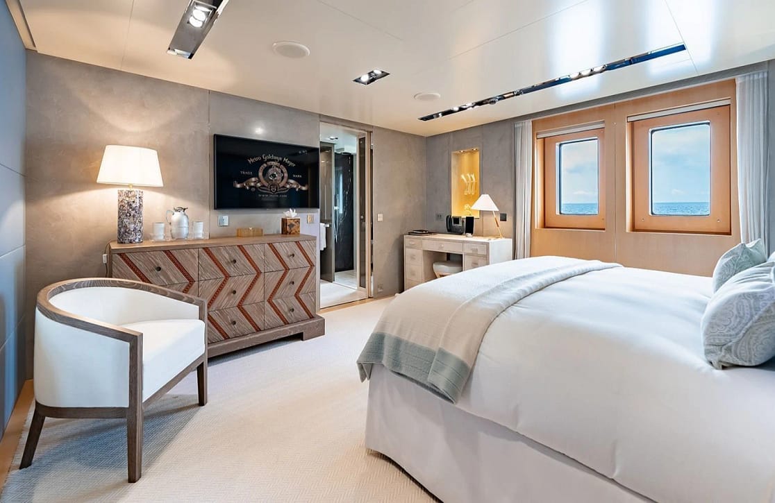 An image of Loon yacht