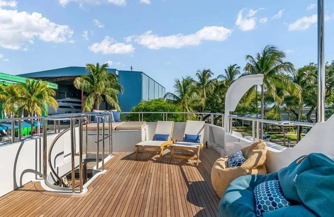 An image of Just Enough yacht