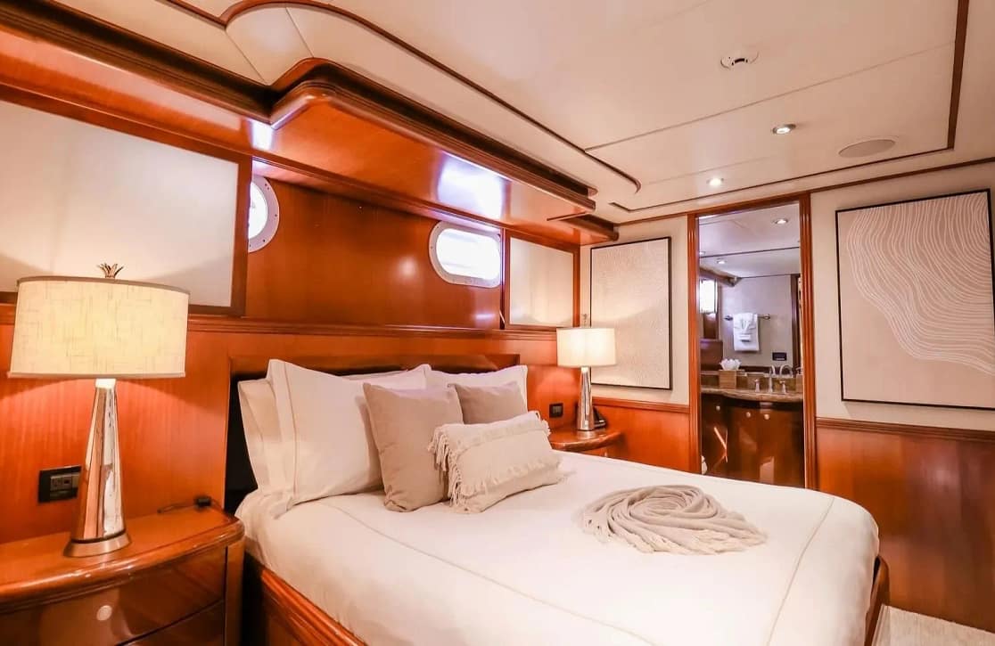 An image of Just Enough yacht