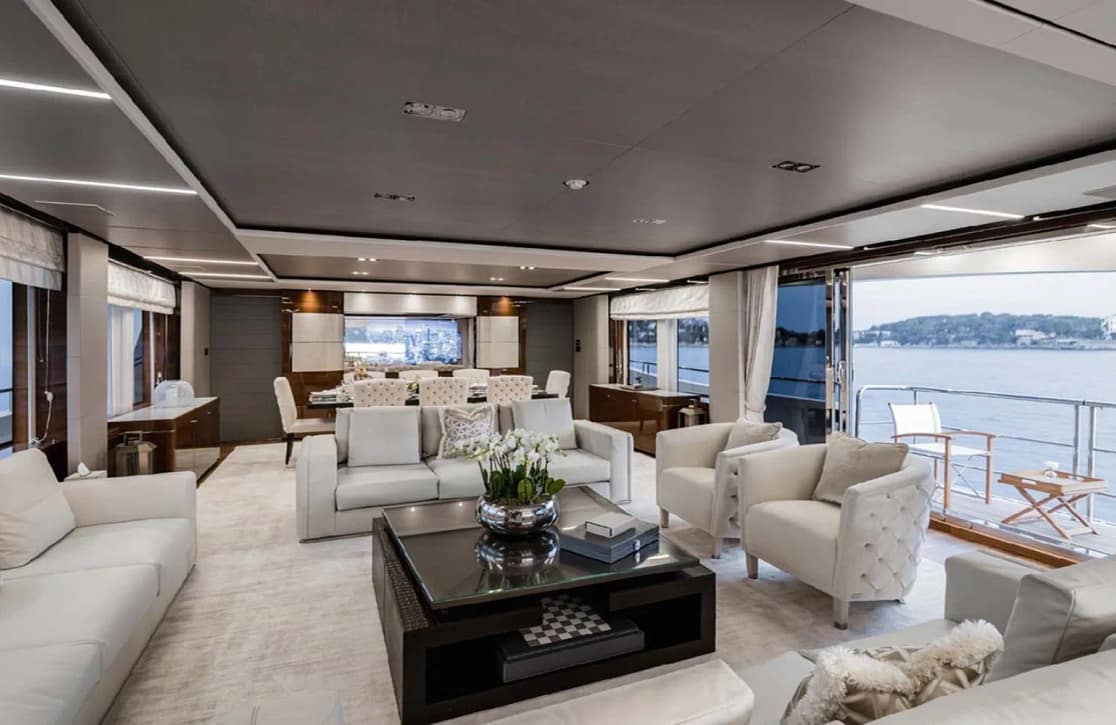 An image of Riviera Living yacht