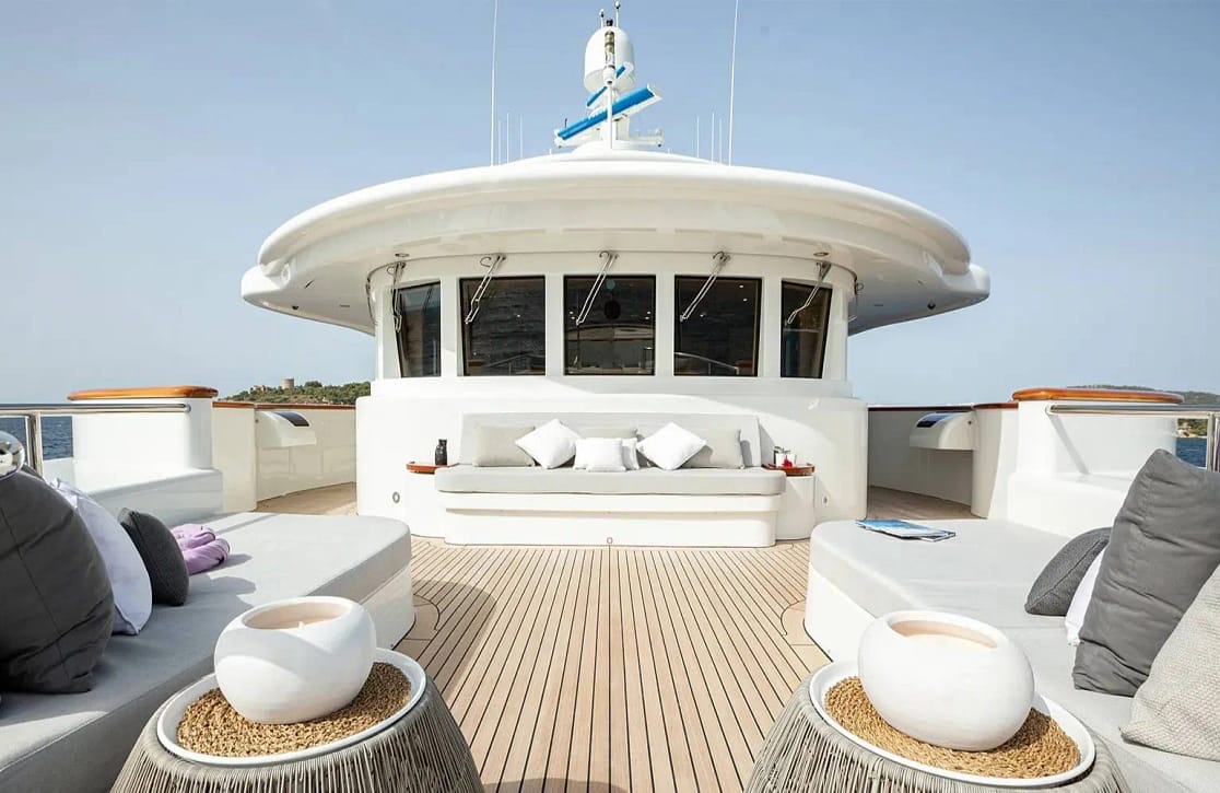 An image of Incal yacht