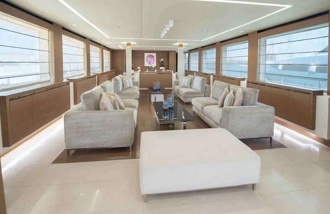 An image of Ipanemas yacht