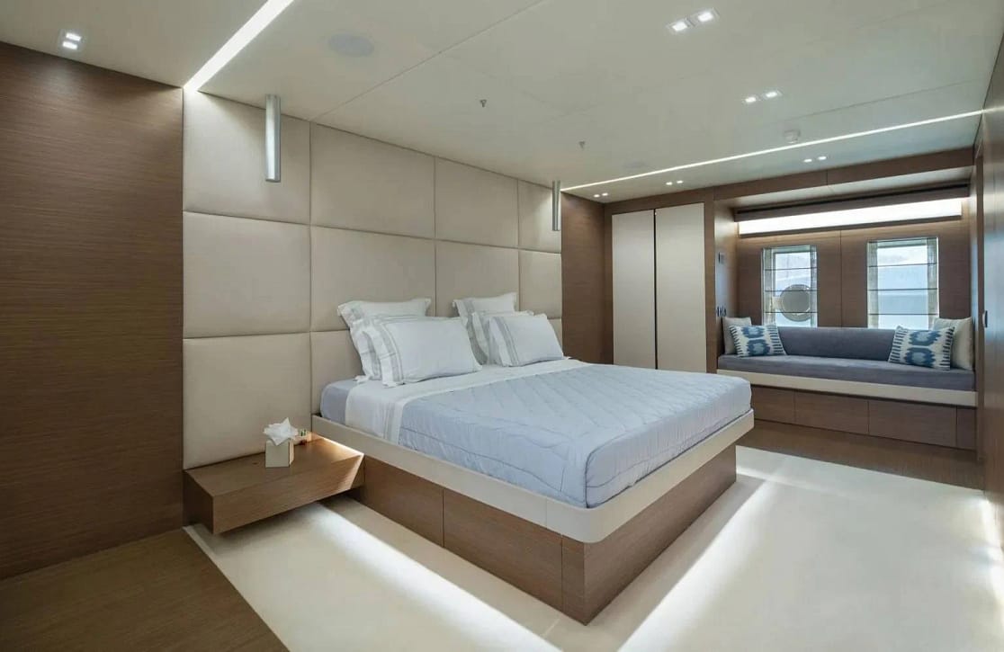 An image of Ipanemas yacht