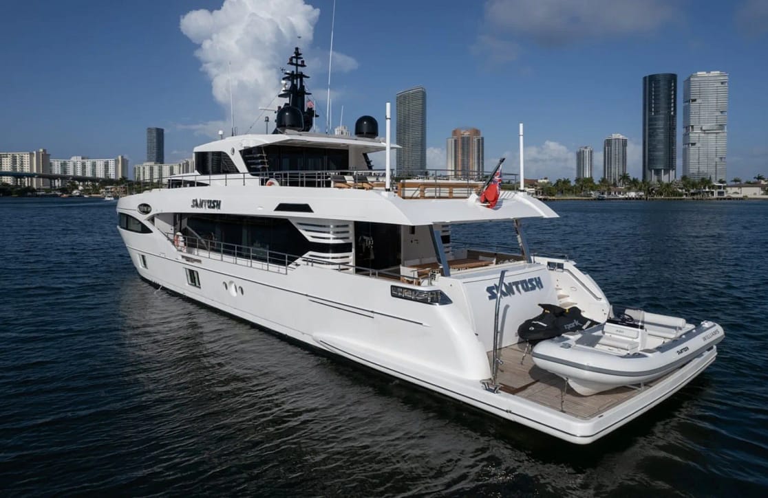 An image of Santosh yacht