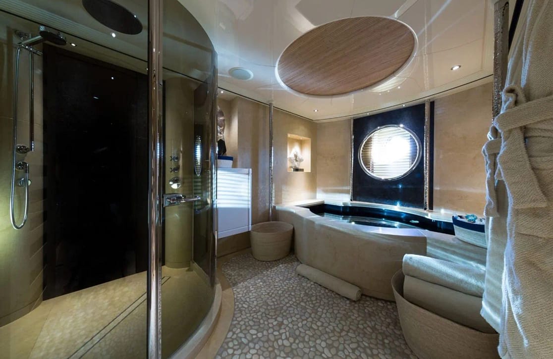 An image of Romea yacht