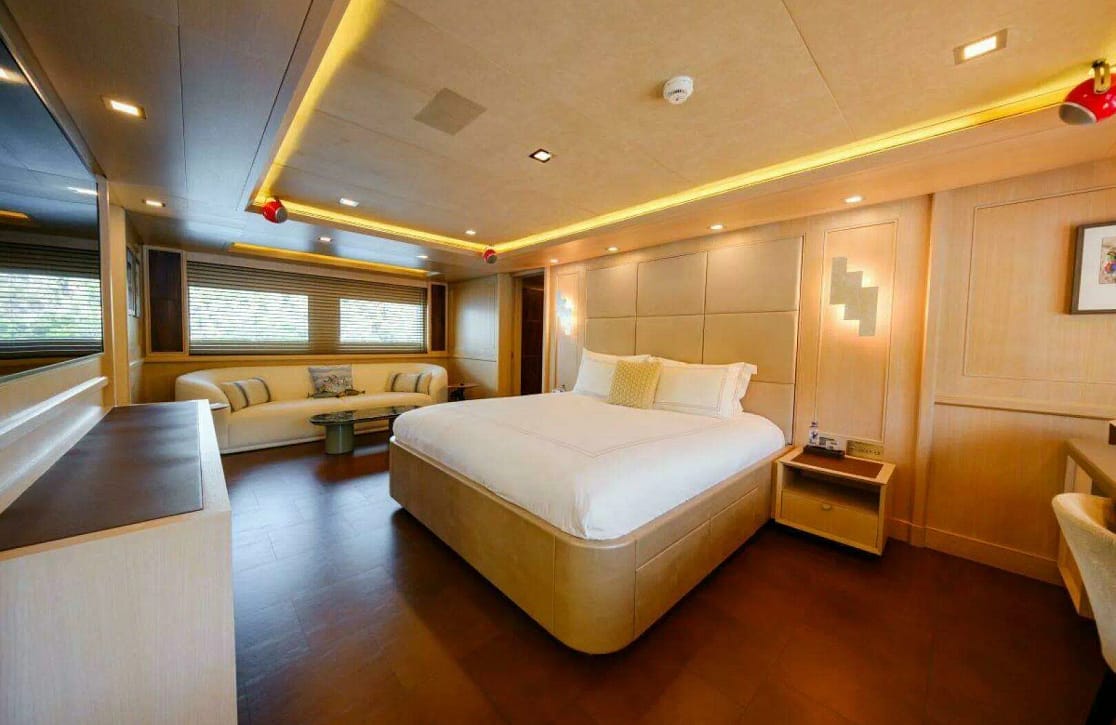 An image of Polaris yacht