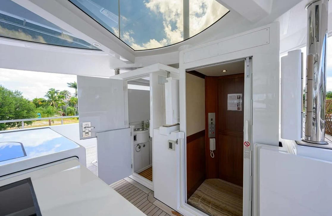 An image of Neenah yacht