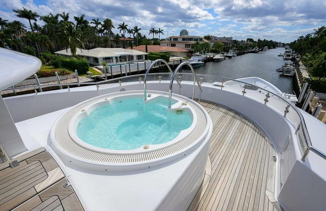 An image of Neenah yacht