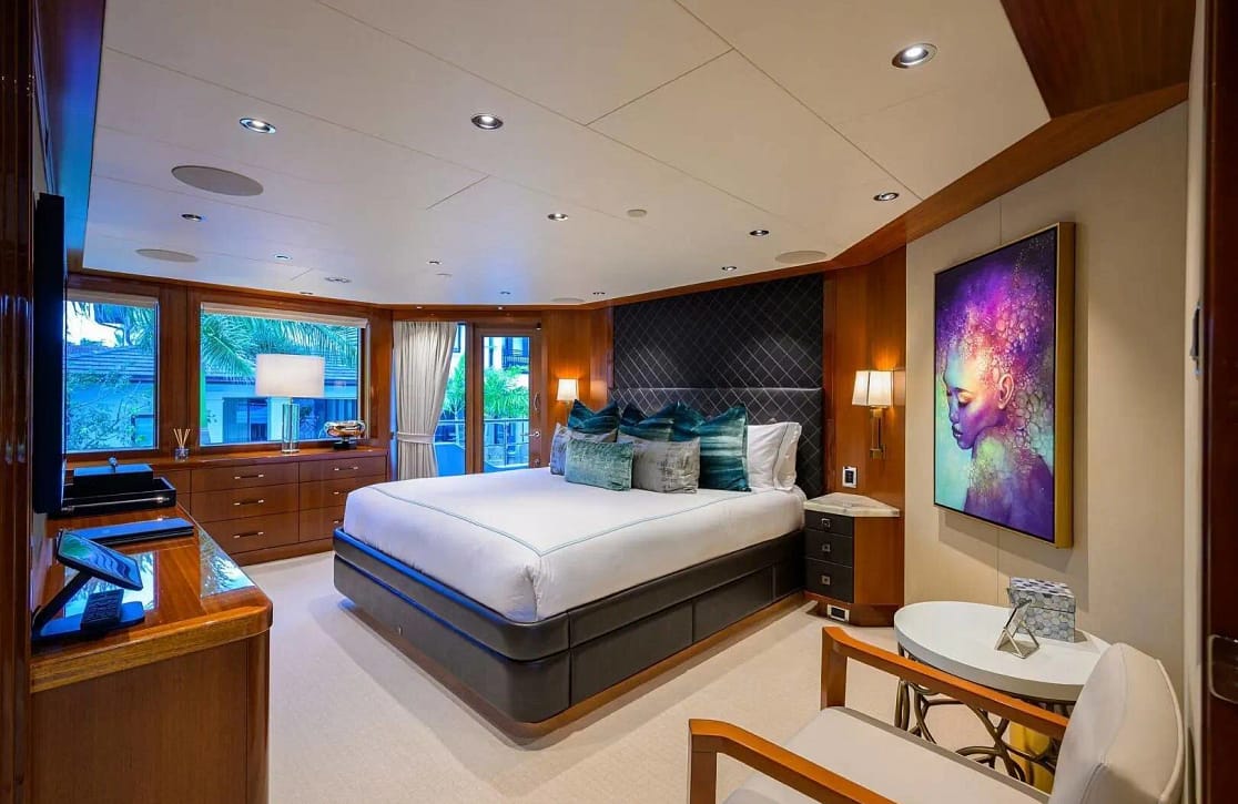 An image of Neenah yacht