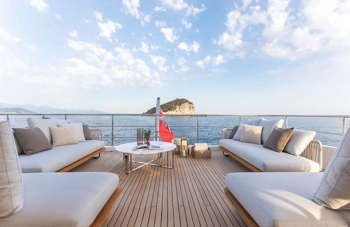 An image of Legend yacht
