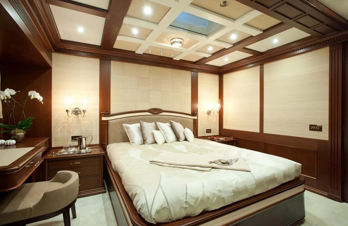 An image of Red Sky yacht