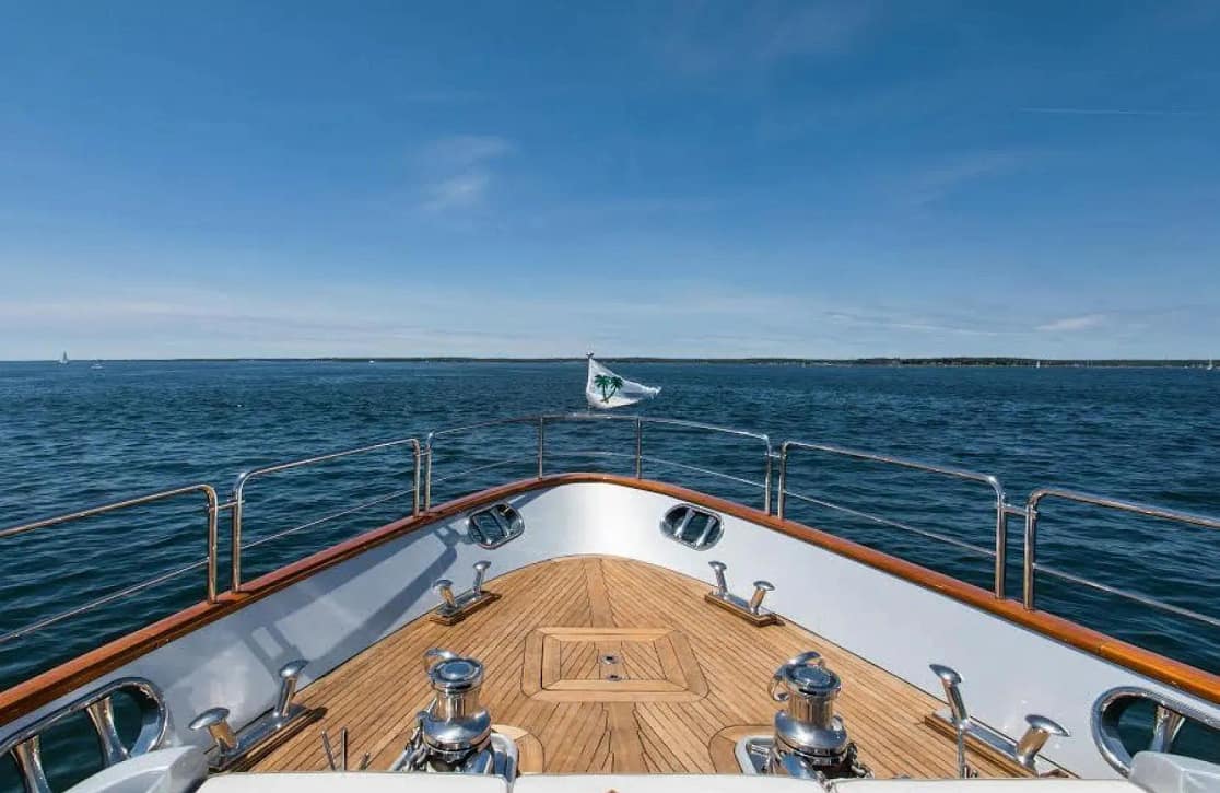 An image of Tail Lights yacht