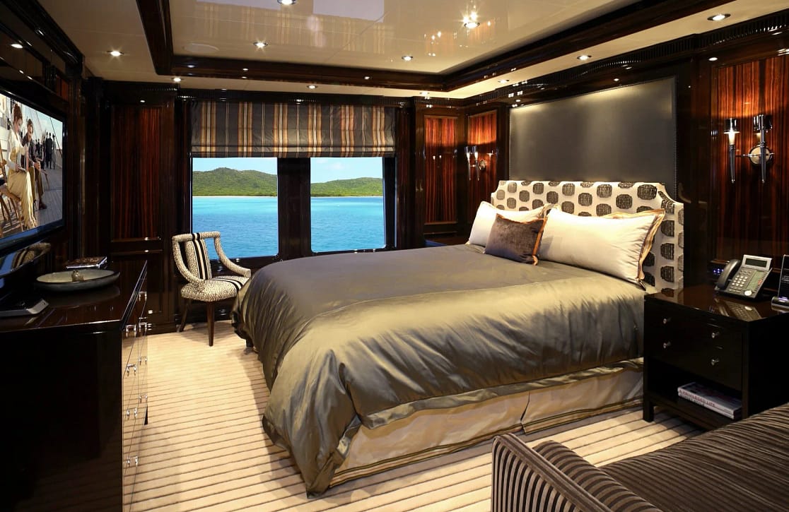 An image of Invictus yacht