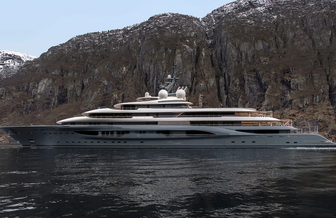An image of Flying Fox yacht