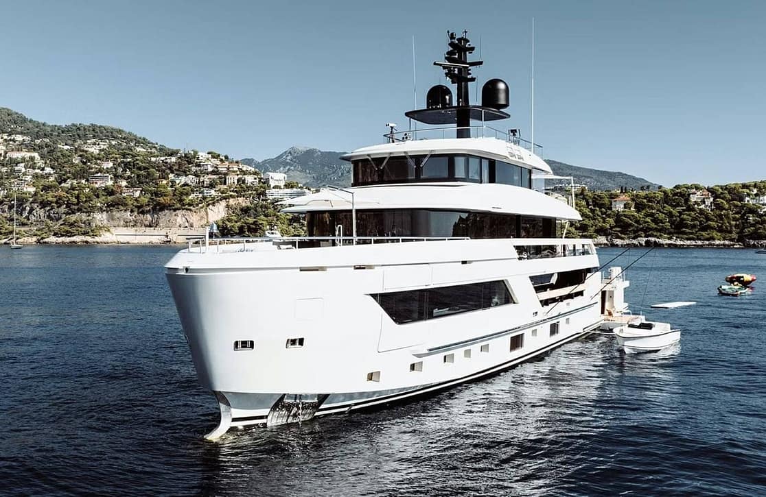 An image of La La Land yacht