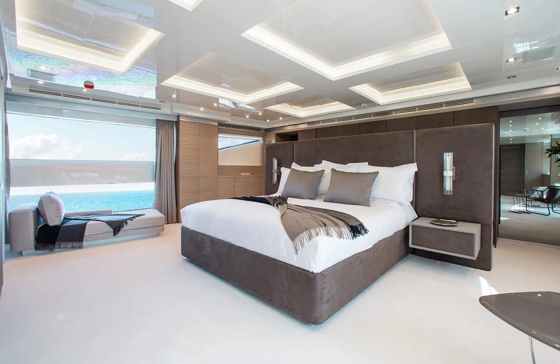 An image of Emina yacht