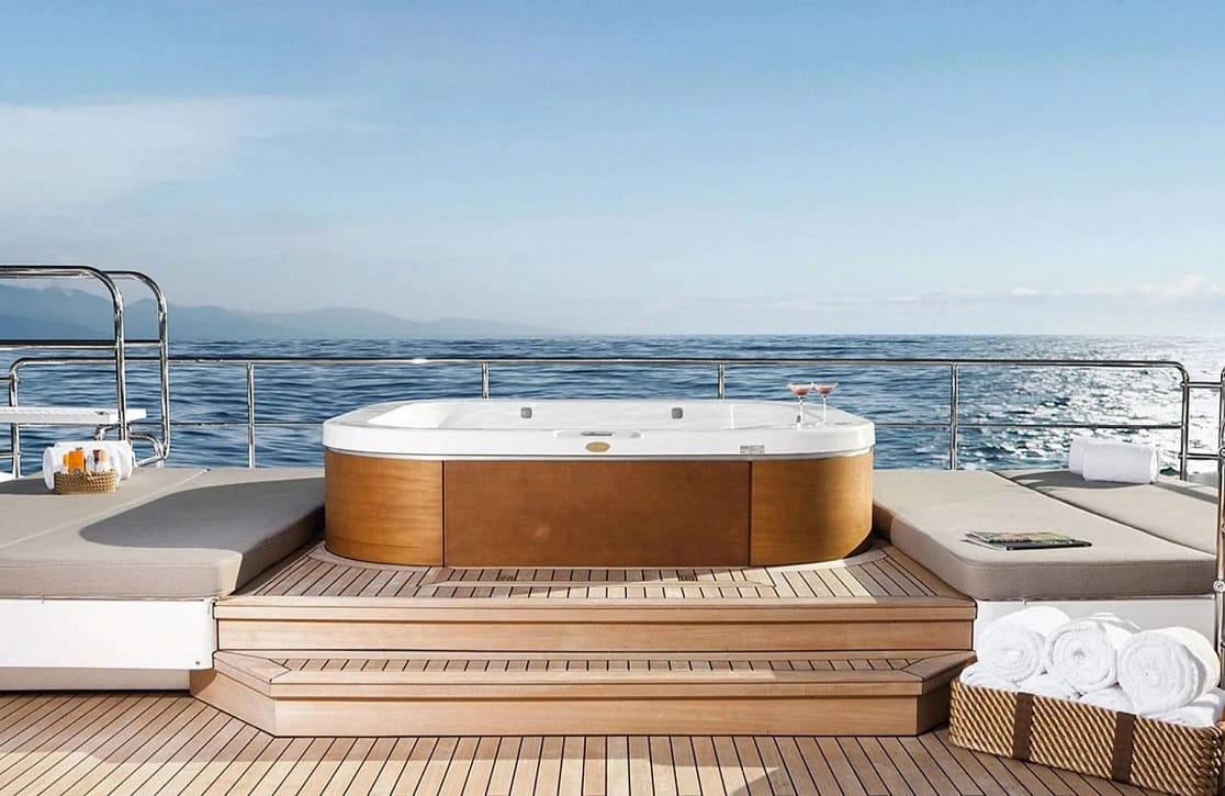 An image of Willow yacht
