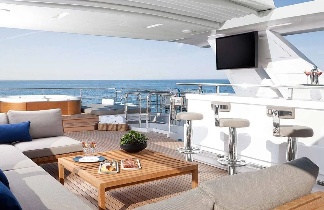 An image of Willow yacht