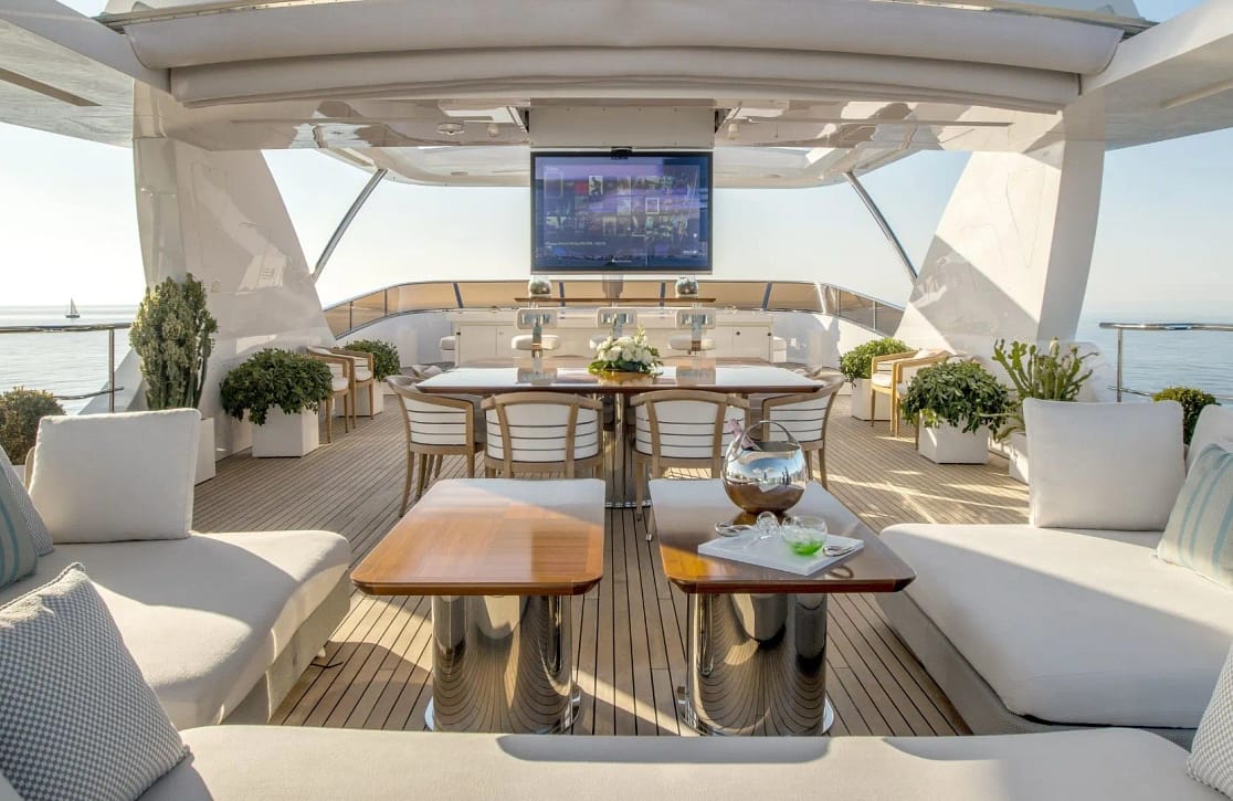 An image of Nela yacht