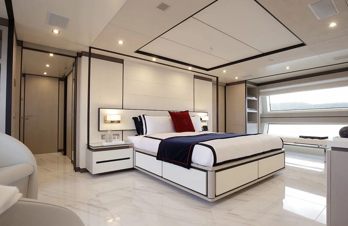 An image of Willow yacht