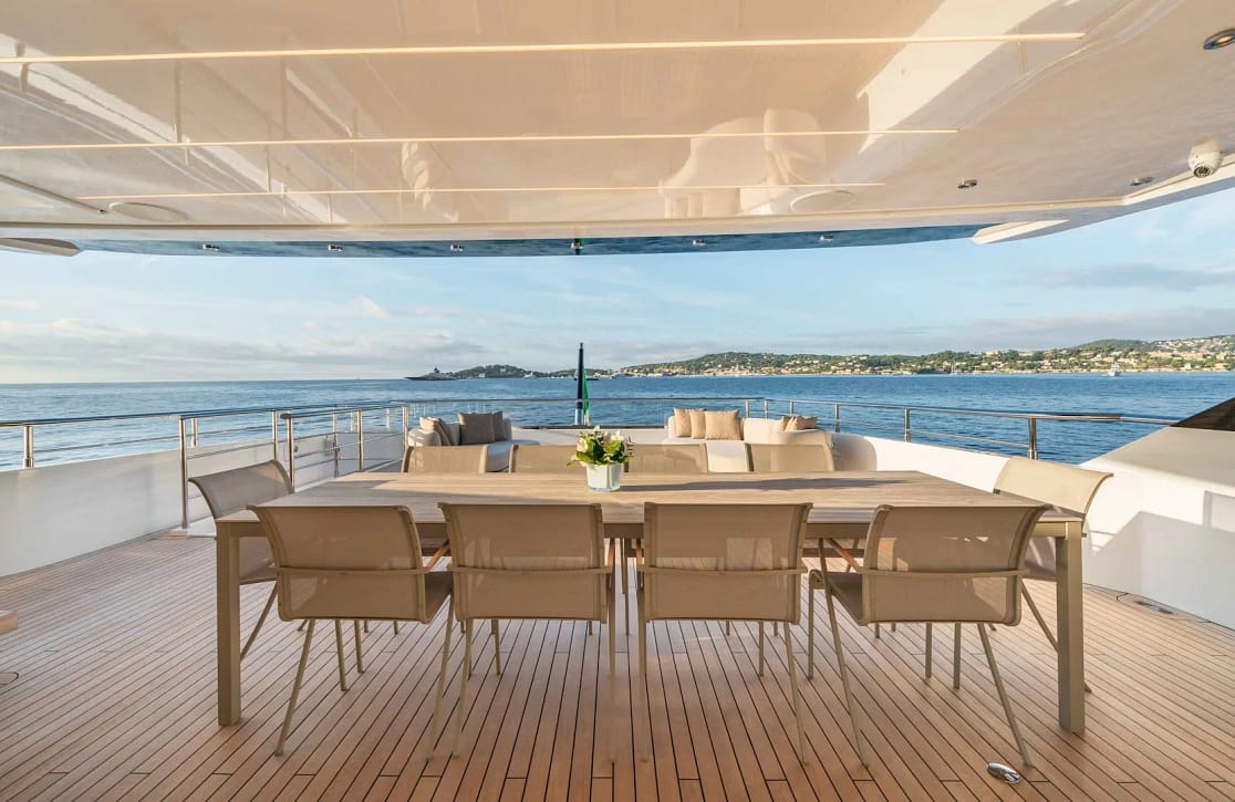 An image of Vayus yacht