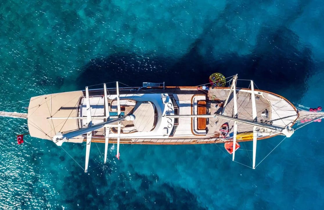 An image of Meira yacht