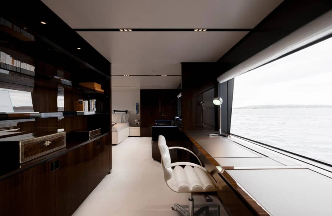 An image of Lady First yacht