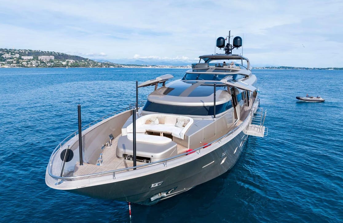 An image of The Palm yacht