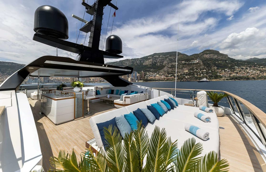 An image of Aily yacht